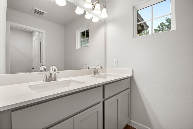 106 Rosa Peace Terrace, Conroe, TX 77318