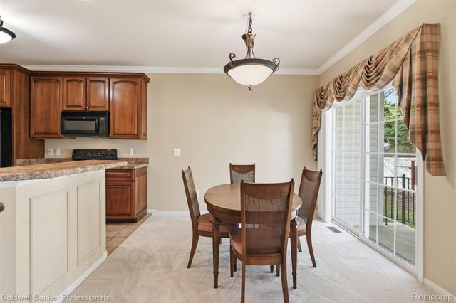 1678 Cassady Place Drive 29, Plymouth, MI 48170