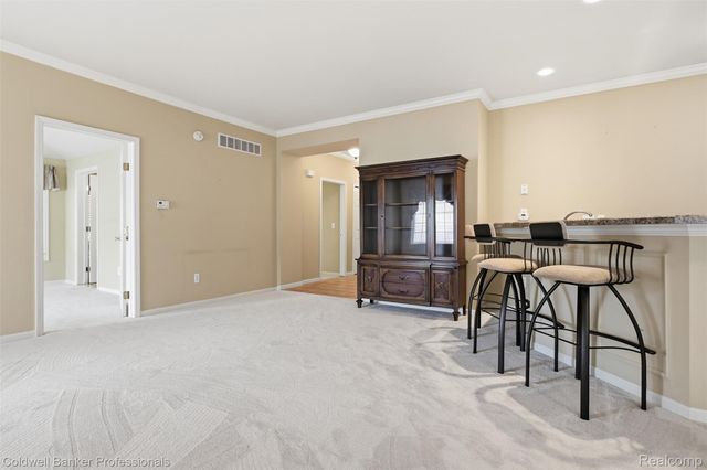 1678 Cassady Place Drive 29, Plymouth, MI 48170