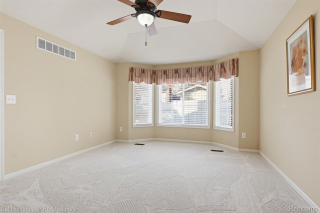 1678 Cassady Place Drive 29, Plymouth, MI 48170