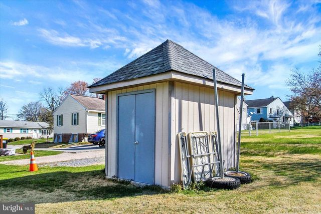 4 HILL ST, Hanover, PA 17331