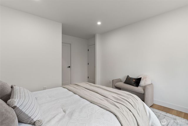 35851 12th Avenue SW, Federal Way, WA 98023