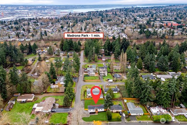 35851 12th Avenue SW, Federal Way, WA 98023