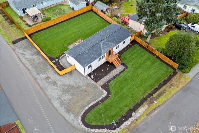 35851 12th Avenue SW, Federal Way, WA 98023