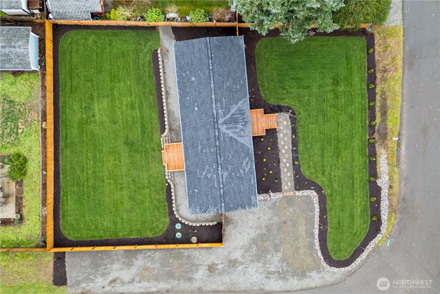 35851 12th Avenue SW, Federal Way, WA 98023