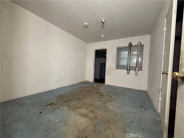 44352 Kirkland Avenue, Lancaster, CA 93535