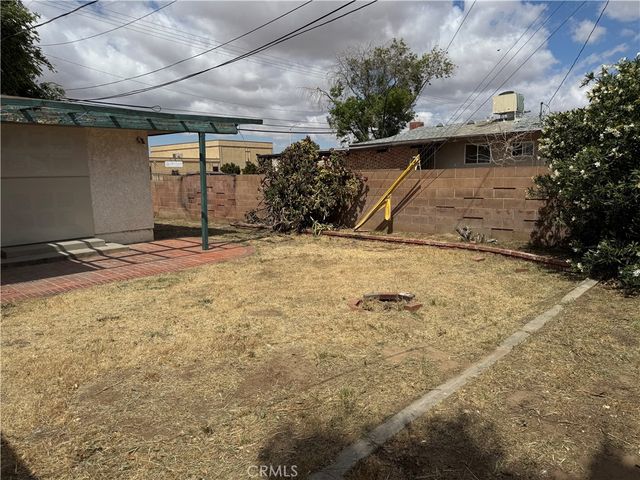 44352 Kirkland Avenue, Lancaster, CA 93535