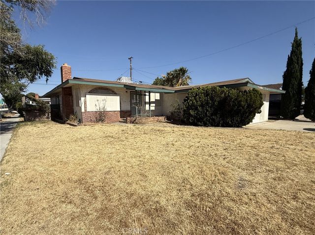 44352 Kirkland Avenue, Lancaster, CA 93535