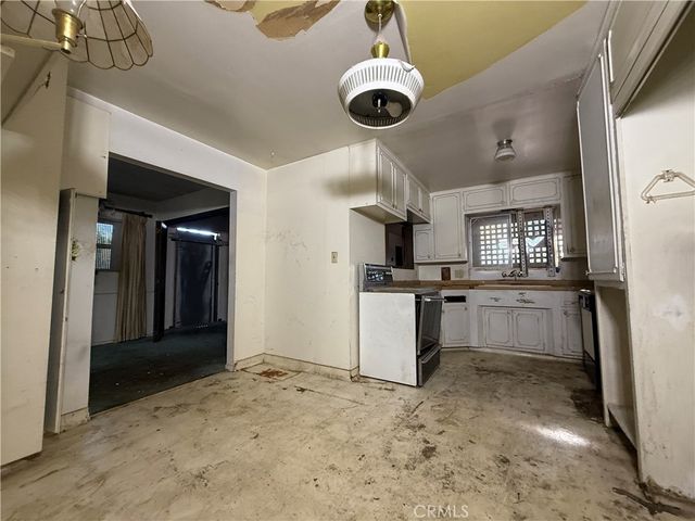 44352 Kirkland Avenue, Lancaster, CA 93535