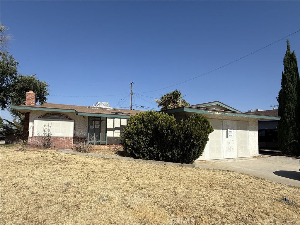 44352 Kirkland Avenue, Lancaster, CA 93535