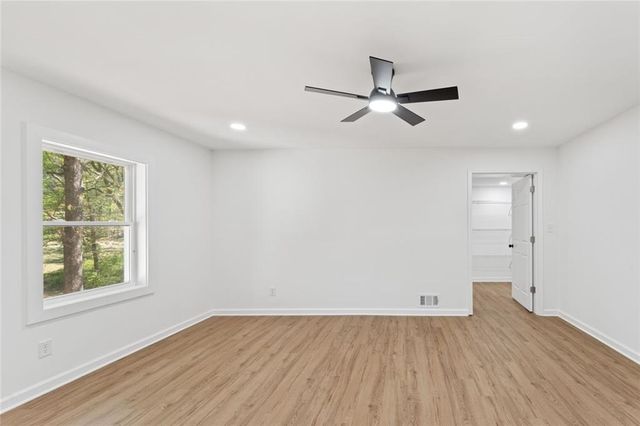 350 Pine Shadows, Dallas, GA 30157