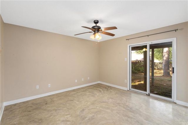 2004 Pine Needle E Drive, Mobile, AL 36609