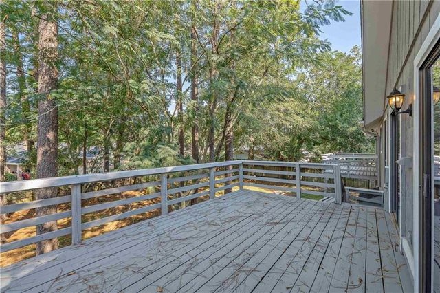 2004 Pine Needle E Drive, Mobile, AL 36609