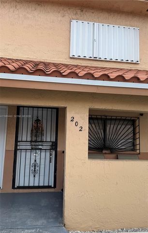 7792 W 29th Way 202, Hialeah, FL 33018