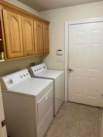 1704 Estates Drive, Grove, OK 74344