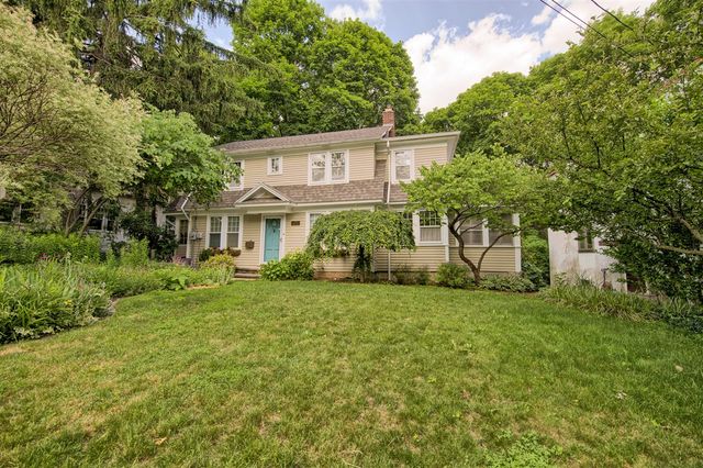 648 Sunset Lane, East Lansing, MI 48823