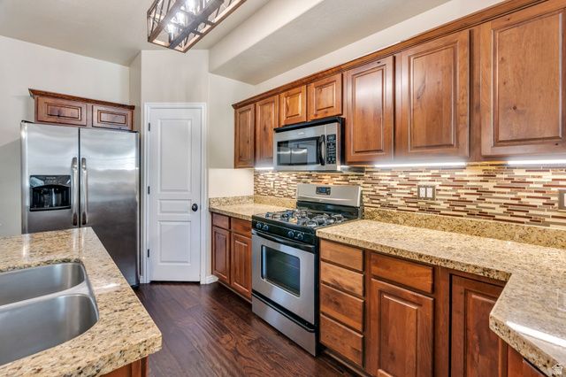 114 W 3240 N, Lehi, UT 84043