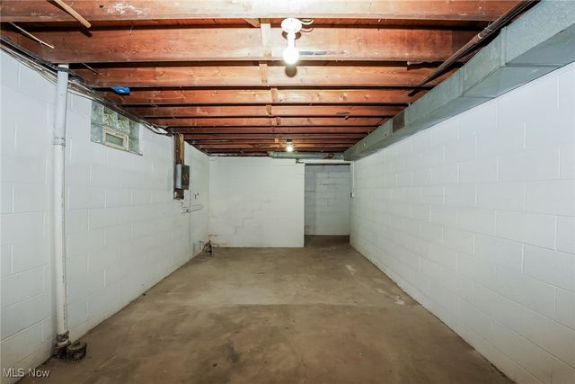 1702 Leighton Avenue, Akron, OH 44314