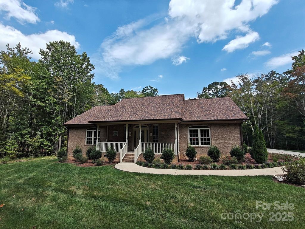 809 Liberty Road, Gold Hill, NC 28071