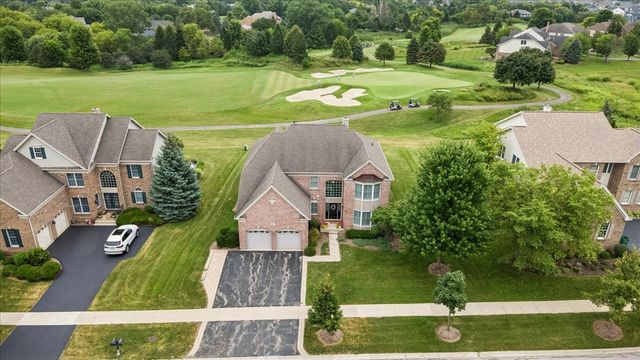 24 Tournament Drive S, Hawthorn Woods, IL 60047