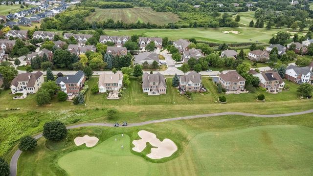 24 Tournament Drive S, Hawthorn Woods, IL 60047