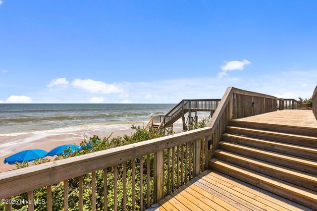 2000 New River Inlet Road 2206, N Topsail Beach, NC 28460