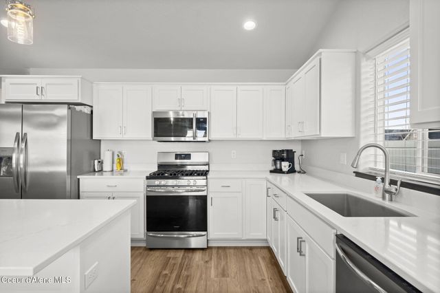 12676 N Krauss Cir, Rathdrum, ID 83858