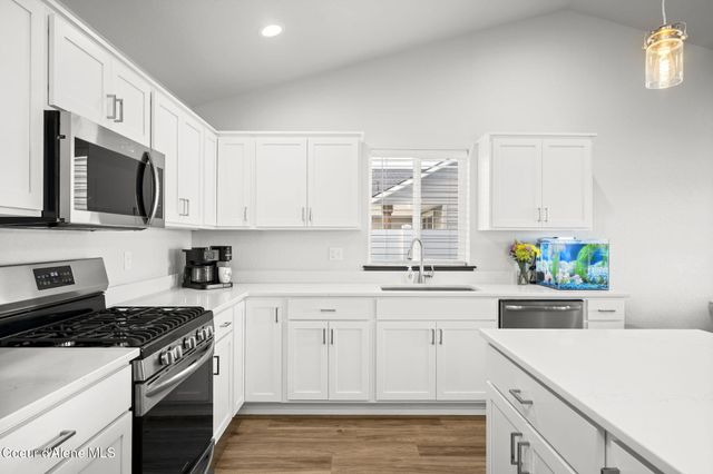 12676 N Krauss Cir, Rathdrum, ID 83858