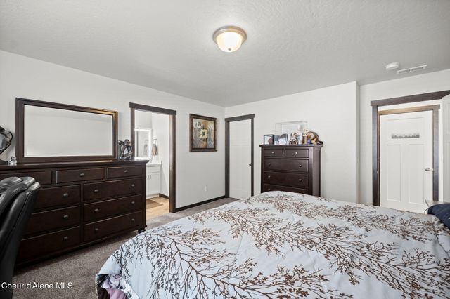 12676 N Krauss Cir, Rathdrum, ID 83858