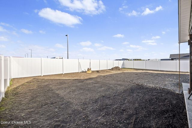 12676 N Krauss Cir, Rathdrum, ID 83858