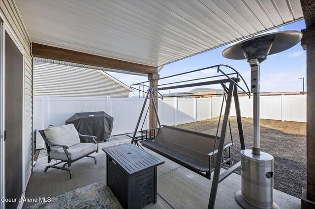 12676 N Krauss Cir, Rathdrum, ID 83858