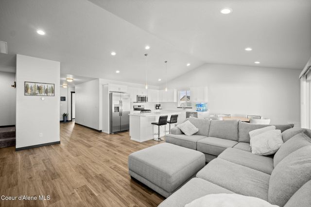 12676 N Krauss Cir, Rathdrum, ID 83858