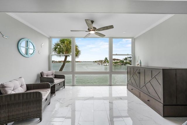 6061 2ND STREET E 45, St Petersburg, FL 33706