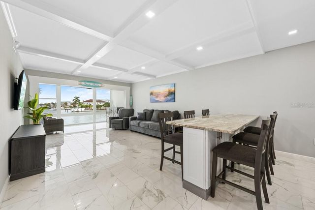 6061 2ND STREET E 45, St Petersburg, FL 33706