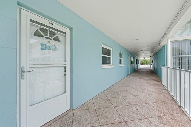 6061 2ND STREET E 45, St Petersburg, FL 33706