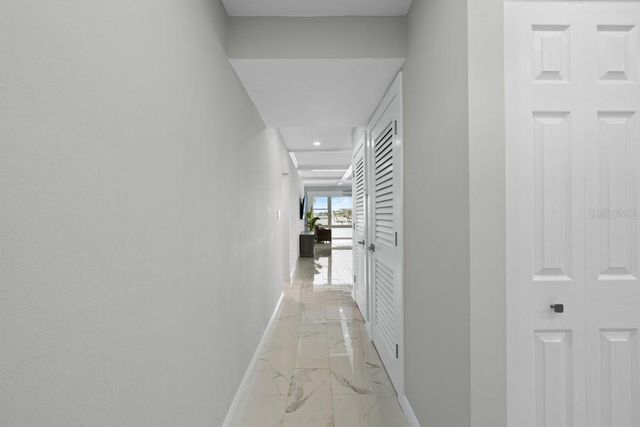 6061 2ND STREET E 45, St Petersburg, FL 33706