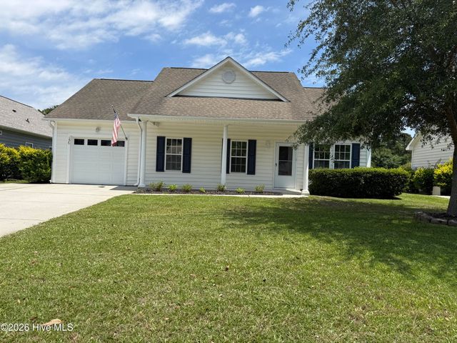 136 N Palm Drive, Winnabow, NC 28479