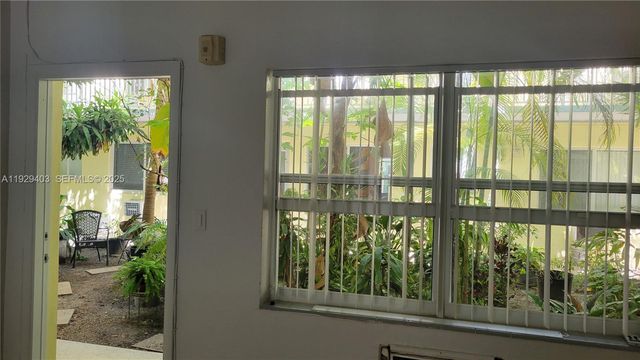 655 Meridian Ave 4, Miami Beach, FL 33139