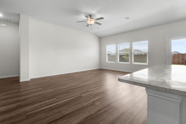 10529 Tuxinaw Trail, Fort Worth, TX 76179