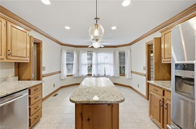 146 North Point BLVD, Moyock, NC 27958