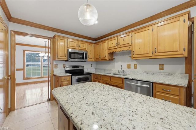 146 North Point BLVD, Moyock, NC 27958