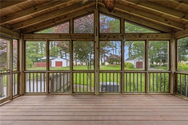 146 North Point BLVD, Moyock, NC 27958