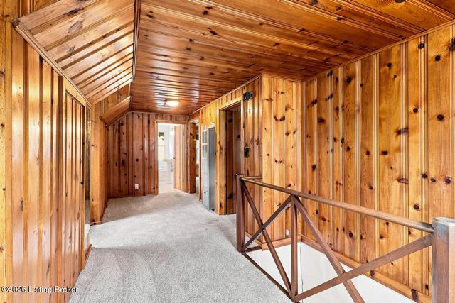 4031 Springhill Rd, Louisville, KY 40207