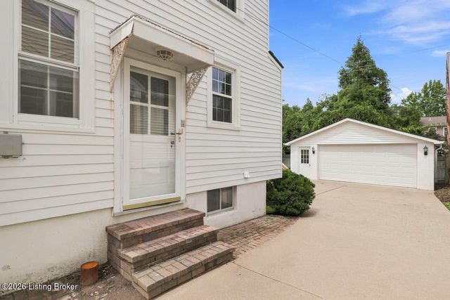 4031 Springhill Rd, Louisville, KY 40207