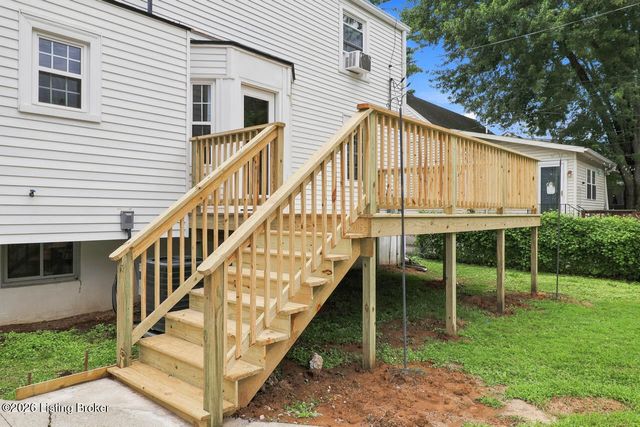 4031 Springhill Rd, Louisville, KY 40207