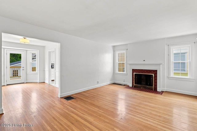 4031 Springhill Rd, Louisville, KY 40207