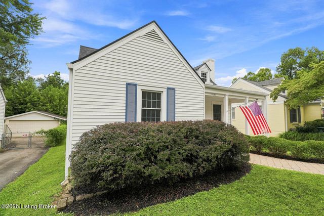 4031 Springhill Rd, Louisville, KY 40207