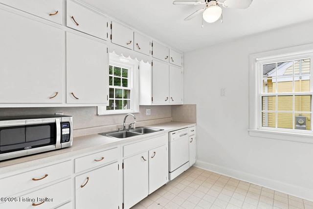 4031 Springhill Rd, Louisville, KY 40207
