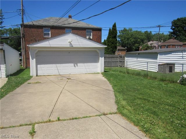22131 S Lakeshore Drive, Euclid, OH 44123