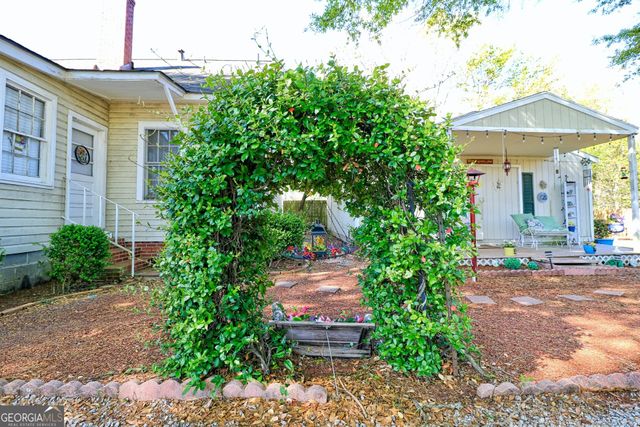 202 Hobby Avenue, Sylvania, GA 30467